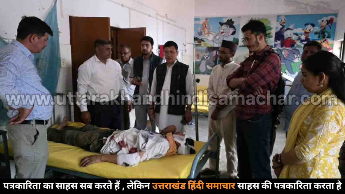 दुर्घटना : बारात लेकर जा रही बोलेरो खाई में समाई , 11 लोग थे सवार