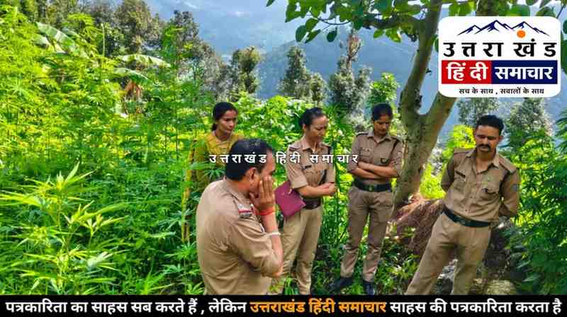 दर्दनाक : संदिग्ध परिस्थितियों में आंगनबाड़ी कार्यकर्ती का शव पेड़ से लटका मिला , गांव में मातम